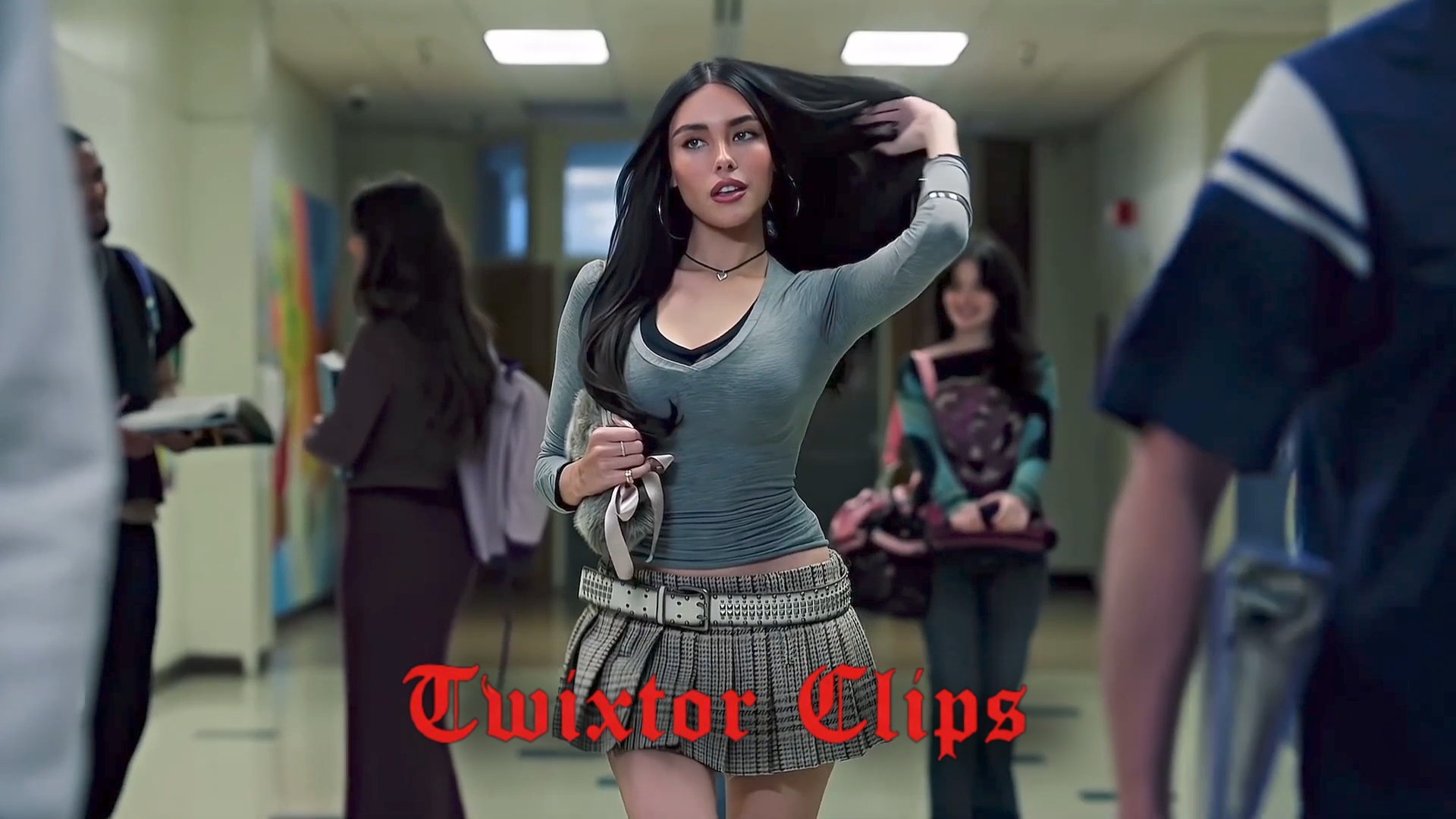 Madison Beer Scenepack (Make You Mine)